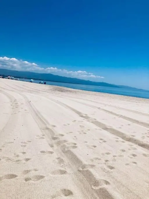 La Dolce Vita Cagliari 0*,